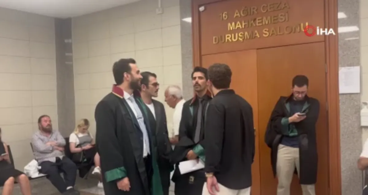 1782194457051.png Oyuncu Ufuk Bayraktar'ın 'haraç' ve 'saldırı' davasında karar çıktı: Mahkeme davayı düşürdü-3