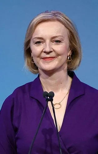 İngiltere'nin yeni Başbakanı Liz Truss oldu! Bomba iddia: Koltuğa bile oturamayabilir