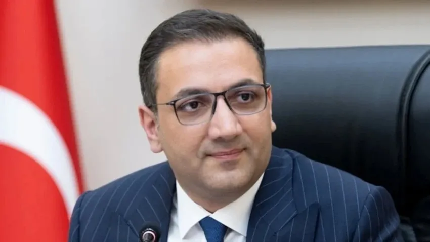 rusvet-sorusturmasinda-gecici-tedbir-chpli-onur-yigit-gorevden-uzaklastirildi-1783105278091.jpeg Rüşvet soruşturmasında geçici tedbir: CHP’li Balçova Belediye Başkanı Onur Yiğit görevden uzaklaştırıldı-4