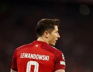 Lewandowski kafaya taktı bir kere!