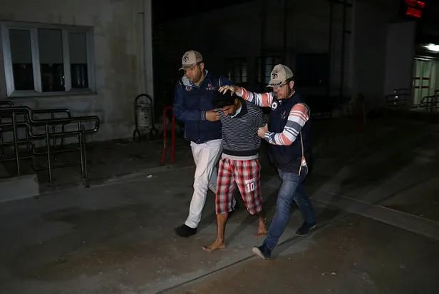 adanada-deas-operasyonu-4-kardes-gozaltinda-1573967937544.jpg Adana'da DEAŞ operasyonu! 4 kardeş gözaltında-1