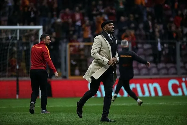 galatasarayin-eski-golcusu-didier-dorgba-musluman-mi-oldu-o-paylasimi-ile-heyecan-yaratti-1667853137561.jpeg Galatasaray'ın eski golcüsü Didier Drogba Müslüman mı oldu? O paylaşımı ile heyecan yarattı-4
