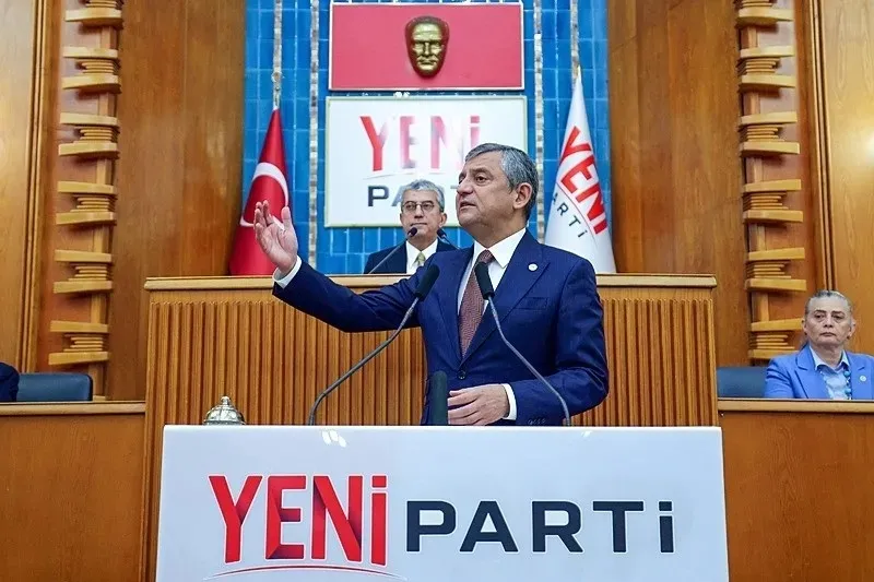 ozgur-ozelin-a-haber-paniginin-perde-arkasi-1792823081760.jpeg Kirli sırlar patlayınca panik başladı: Basına açık tehdit, yandaşlarına kaos çağrısı! Özgür Özel neden A Haber’i susturmak istiyor?-5