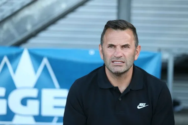 terimin-gozdelerine-sok-okan-buruk-hepsinin-ustunu-cizdi-1657790229293.jpg Terim'in gözdelerine şok! Okan Buruk hepsinin üstünü çizdi-2