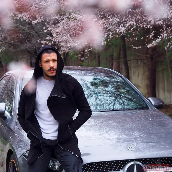 Cam Tavanlar'ın Cem'i Kubilay Aka bakın kaç yaşındaymış! Duyanlar şaştı kaldı Bensu Soral ile arasındaki o gerçek şoke etti meğer… - 13