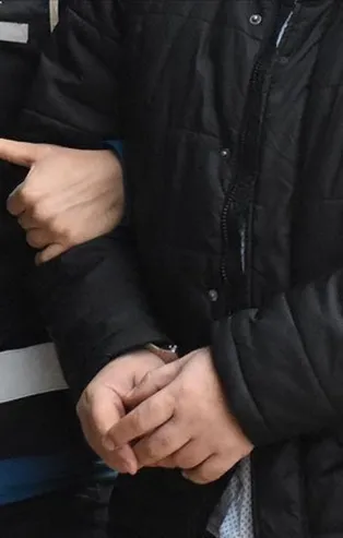 Son dakika: Adana’da FETÖ operasyonuna 3 tutuklama