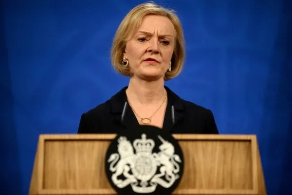 ingiltere-basbakani-liz-truss-neden-istifa-etti-ingiltere-basbakani-liz-trussin-yerine-kim-gelecek-1666270089769.jpg