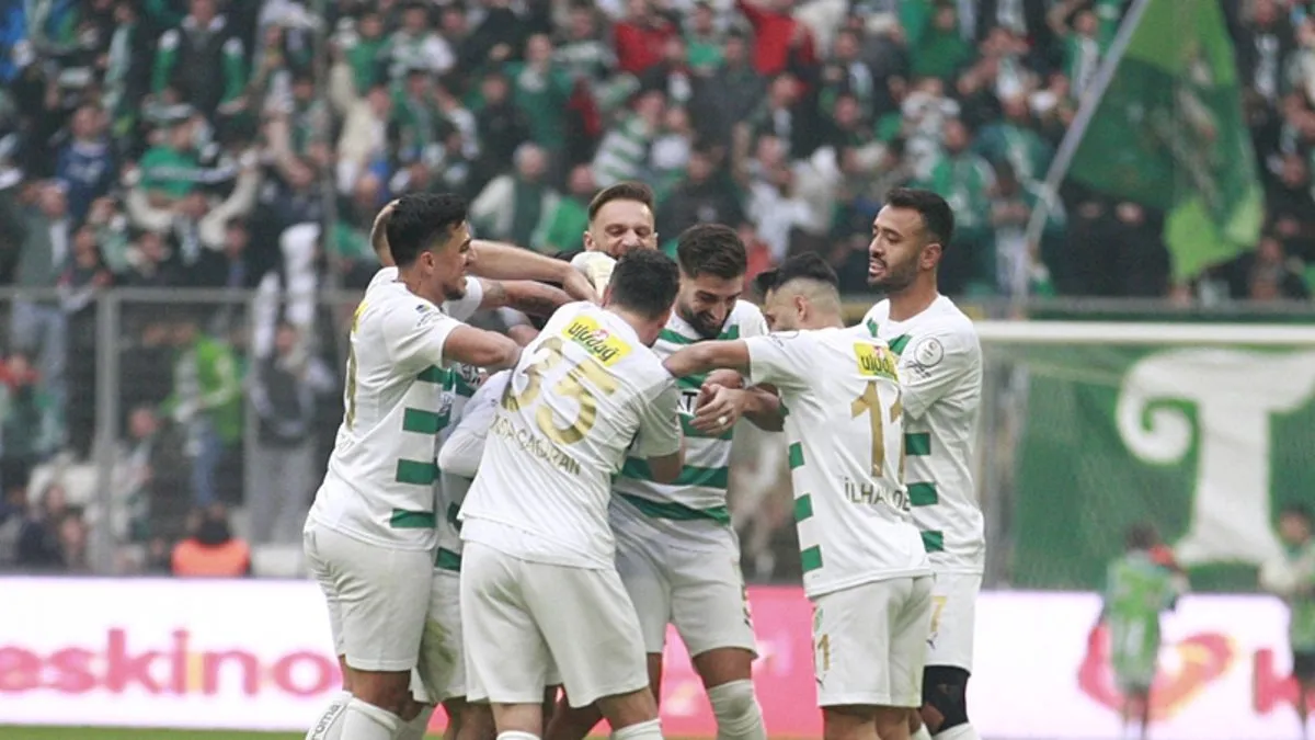 Bursa'da penaltı şoku! Bursaspor Van Spor FK'ya elendi (MAÇ SONUCU)