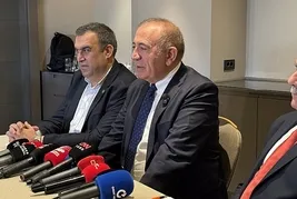 Gürsel Tekin İmamoğlu üzerinden CHP’yi topa tuttu: Belediyeler itirafçılarla bağını koparmadı