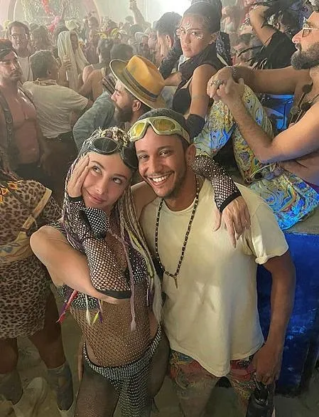 yeni-gelin-seyma-subasidan-bayram-tarifesi-seyma-abonelik-ucretlerine-zam-ustune-zam-yapiyor-1687894109477.jpeg Yeni gelin Şeyma Subaşı'dan bayram tarifesi! Şeyma abonelik ücretlerine zam üstüne zam yapıyor...-3