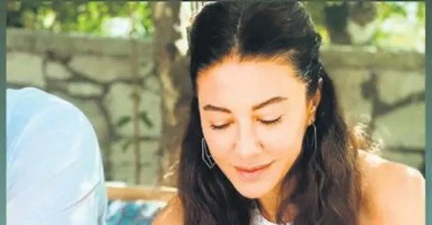 Gözü tabakta kaldı
