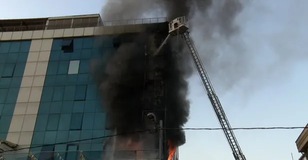 İstanbul Ataşehir’de 8 katlı bir binada yangın!