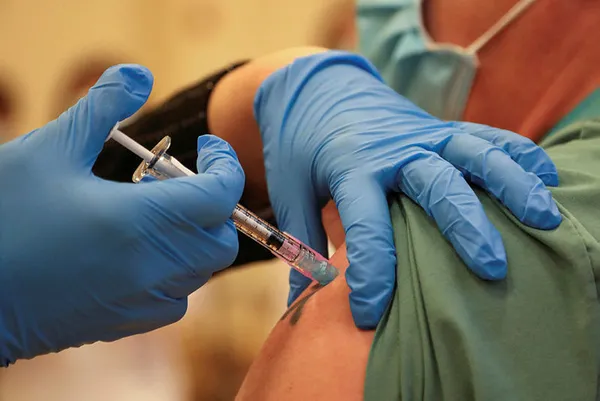 Pfizer ve BioNTech koronavirüs aşı merkezinde çalışacak personel aranıyor!-6
