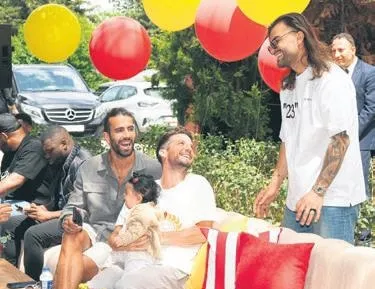 Florya’da yüzler gülüyor