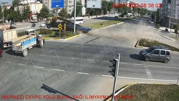 Çorum'da 2 kişinin öldüğü korkunç kaza kamerada!-5