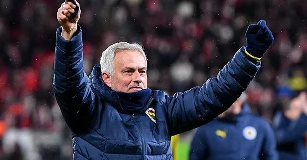 Transferde sürpriz! Fenerbahçe'den Galatasaray'a dev çalım