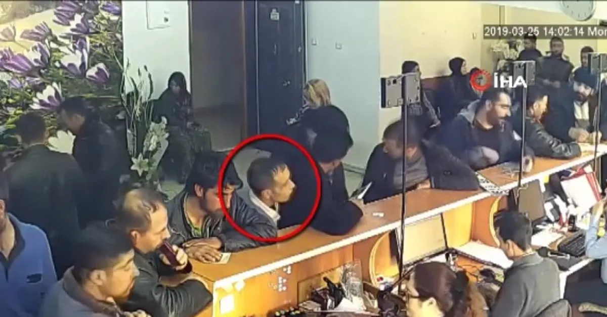 Noterde şok görüntü! Kameraya takıldı