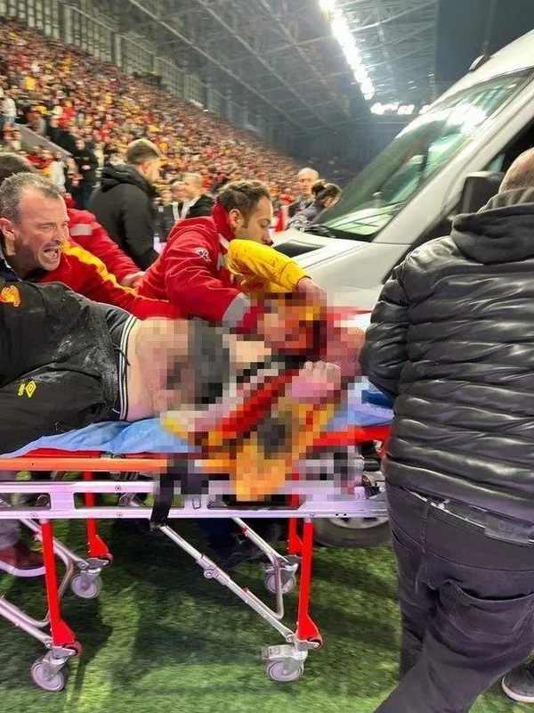 Göztepe-Altay maçındaki tribün olaylarına ilişkin iddianame tamamlandı! Fişeği atan F.E.'nin 15 yıla kadar hapsi isteniyor-4
