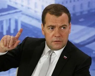 Rus başbakan Medvedev İstanbul’a geldi