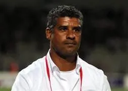 Rijkaard patladı!