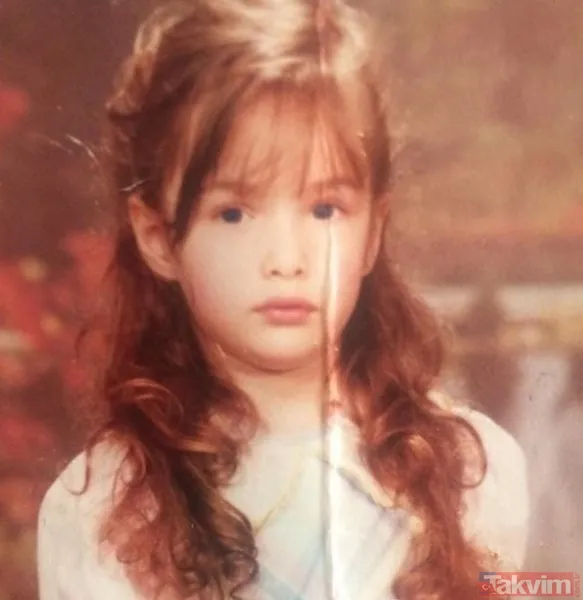 Gamze Özçelik, sosyal medyada da adından söz ettirmeye devam ediyor - 13