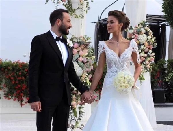 Bensu Soral Hakan Baş boşanıyor mu? Bensu Soral ile Hakan Baş evliliği bitiyor mu? Çiftin aldığı karar ise…-4