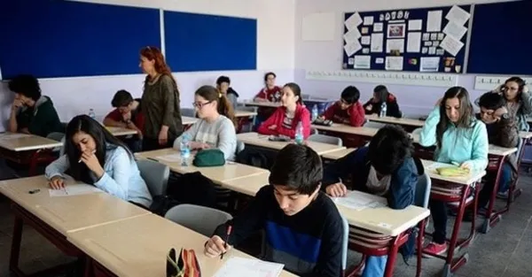 okullar-ne-zaman-acilacak-1-2-8-ve-12-siniflar-mi-baslayacak-okula-hangi-siniflar-baslayacak-1598688372065.jpg