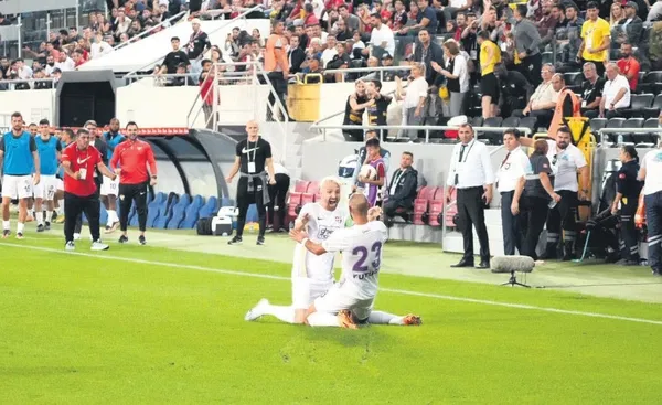 1694987362426.jpeg Eyüpspor ligde 5'te 5'le devam ediyor! Arda Turan yönetimindeki kulüp sadece 2 gol yedi...-2