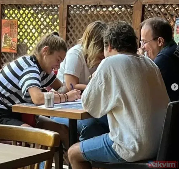 Survivor şampiyonu Nisa sarı bikisiniyle suyun altında pek bir havalı! Aleyna Tilki'nin tahtını çalan Nisa Bölükbaşı... - 7