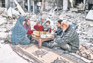 Gazze’de bayram yok soykırım var