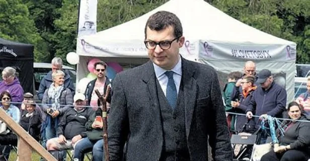 2’nci Elizabeth’in 2. kuşaktan kuzeni olan Simon Bowes Lyon bir kadına tecavüz etti