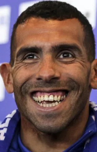 Carlos Alberto Tevez futbolu bırakıyor!