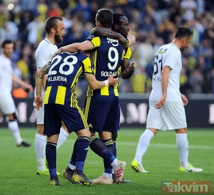 Fenerbahçe teknik direktörü Ersun Yanal şikayetçi olduğu isimleri açıkladı