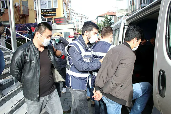 İstanbul'un göbeğinde akılalmaz olay! 4 Çinli adam kaçırdı!-2