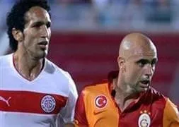 Alex her gün beni arıyor