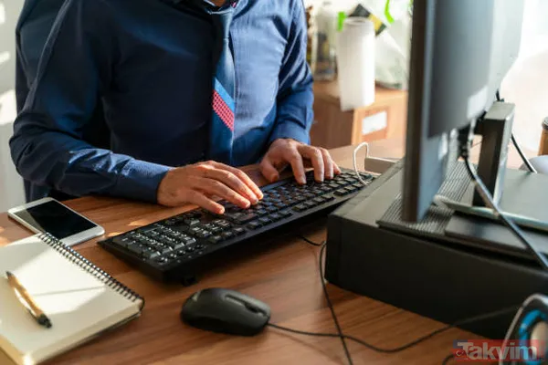 10.900 kamuya personel alımı! 17-30 Nisan KAMUYA MEMUR ALIMI ilanları... KPSS'siz sekreter, büro personeli, güvenlik ve temizlik görevlisi ilanları! - 15