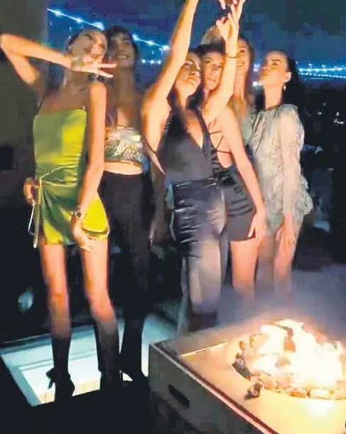 Model Şevval Şahin'in coronavirüs açıklamasına tepki yağdı-2