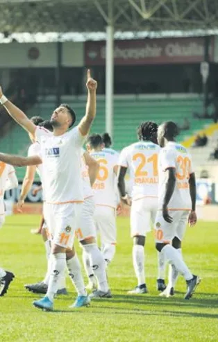 Aytemiz Alanya gol olup yağdı