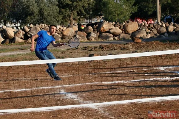 Koronavirüs salgınında köyden dışarı çıkamayan Şanlıurfa Viranşehirliler kendilerini tenise verdi - 23