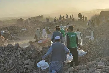 Afganistan’da 6,4 büyüklüğünde deprem!