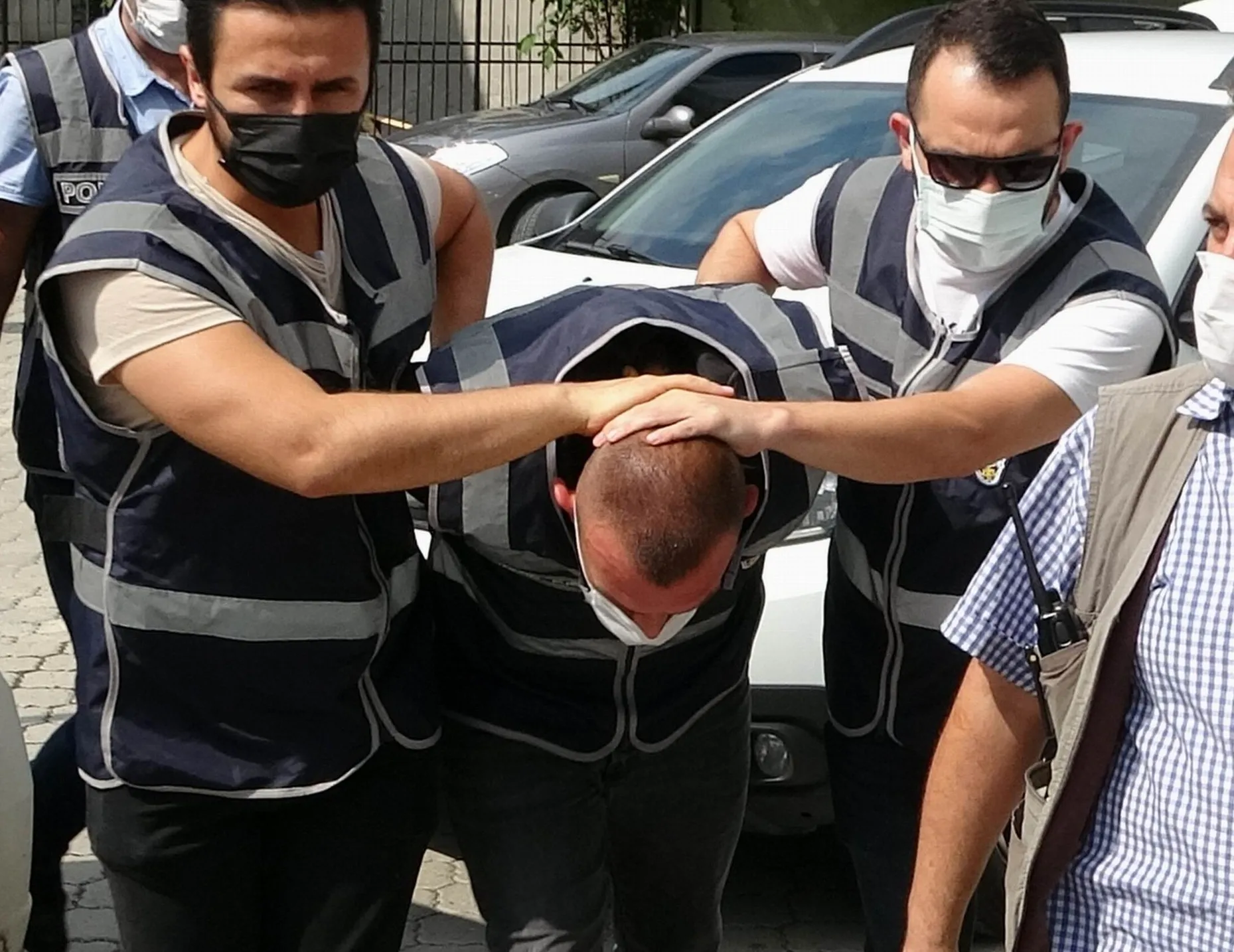 Barda 2 kişiyi öldüren bodyguard tutuklandı