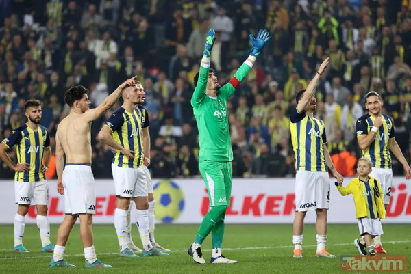 Herkes Altay Bayındır’ın su şişesini konuşuyor! İnanılmaz sırrı ortaya çıktı - 11