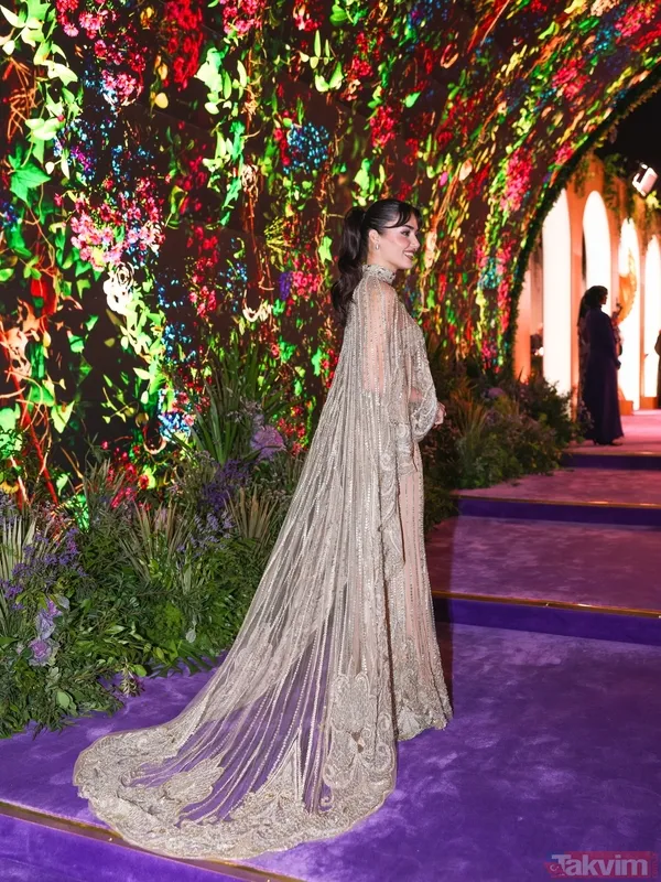 Paris Hiton'dan Hande Erçel'e kalpli yorum! Güzelliği Türkiye sınırlarını aştı - 6