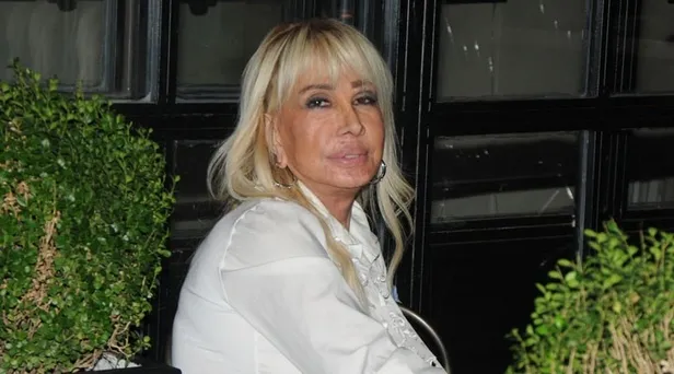 demans-hastaligi-nedir-belirtileri-neler-pakize-sudanin-hastaligi-oldurucu-mu-tedavisi-var-mi-demans-ve-alzhei-1671626235705.jpg Demans hastalığı nedir, belirtileri neler? Pakize Suda'nın hastalığı öldürücü mü, tedavisi var mı? Demans ve Alzheimer farkı ne?-3