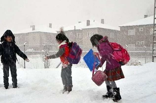 Denizli’de bugün okullar tatil mi edildi? 13 Ocak Perşembe Denizli’de yarın kar tatili var mı? Denizli Valiliği açıklaması…