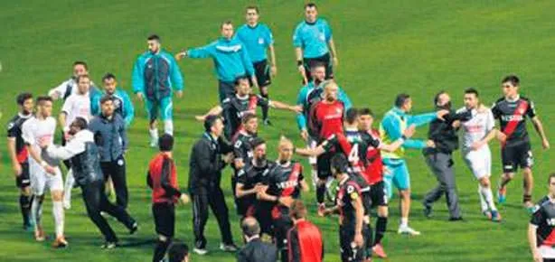 Tarzan nihayet hayata döndü