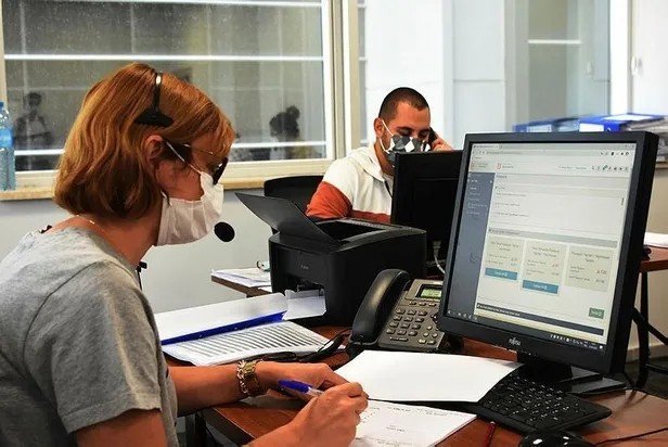 Konya’da vaka oranları düşüşe geçti: Koronavirüs hastalarının ilaçları evlerine ulaştırılıyor-3