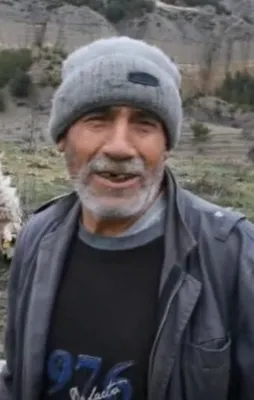 Erdoğan sevgisini türkülerle anlattı