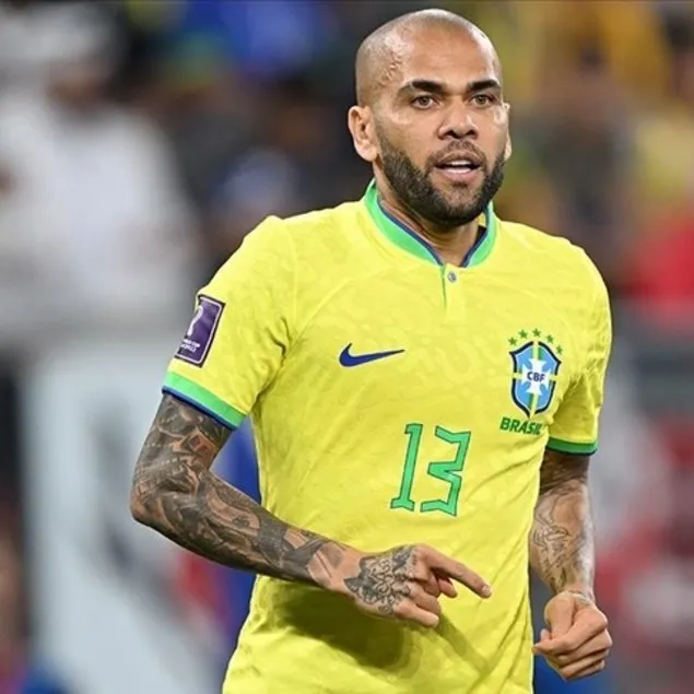 Daniel Alves beraat etti