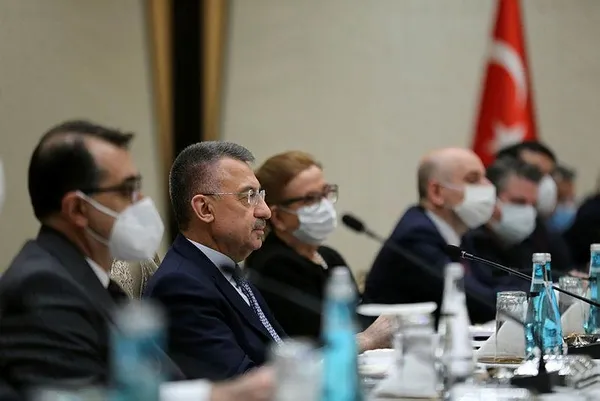 cumhurbaskani-yardimcisi-oktaydan-flas-azerbaycan-aciklamasi-15-milyar-dolarlik-hedef-icin-1613747044035.jpeg Cumhurbaşkanı Yardımcısı Oktay'dan flaş Azerbaycan açıklaması: 15 milyar dolarlık hedef için...-1